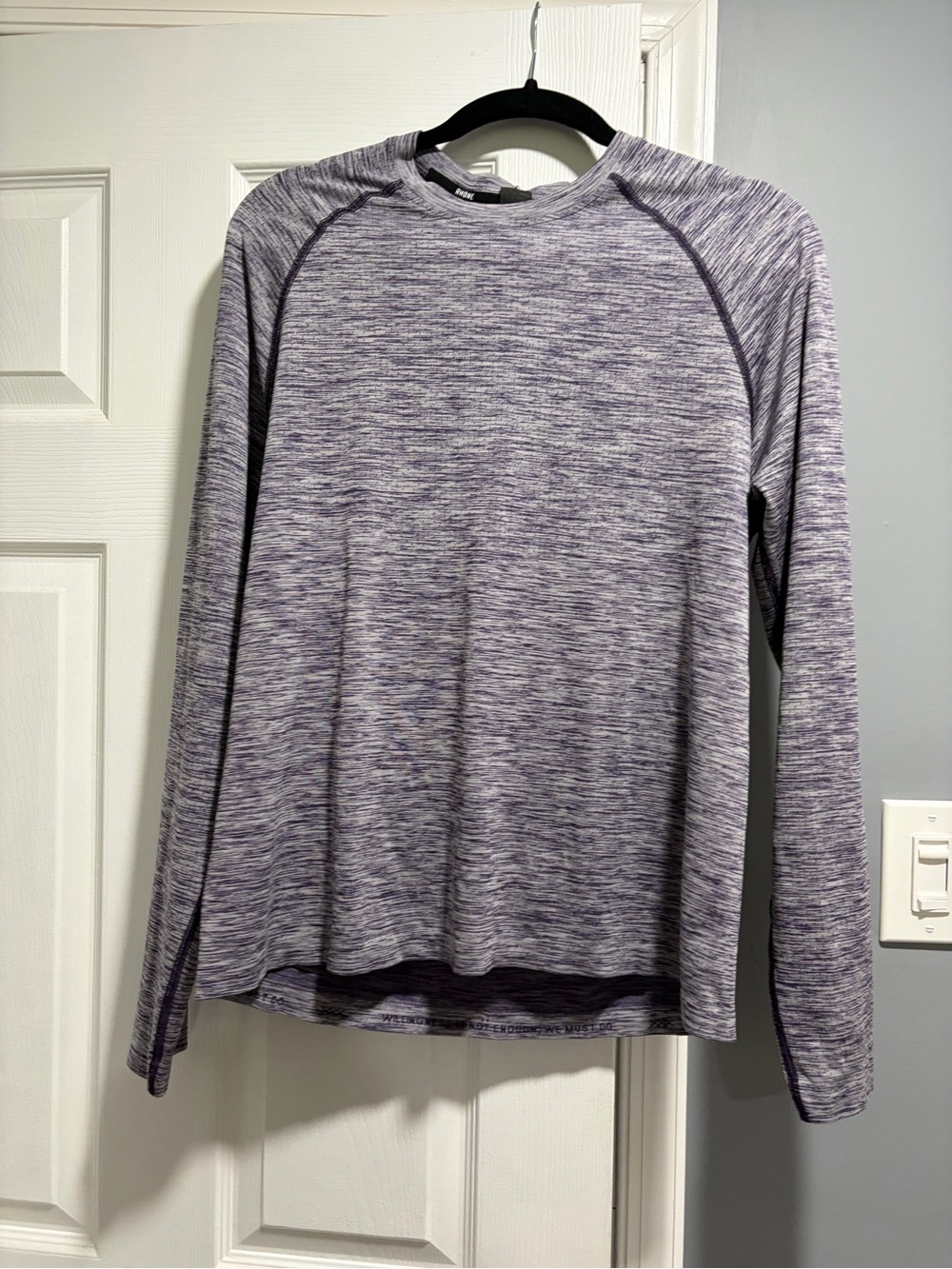 RHONE Men’s Long-Sleeve Heathered Purple Performance Tee